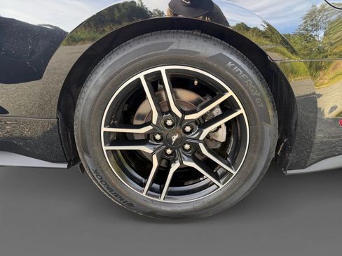 Used 2020 Ford Mustang Premium RWD image 15