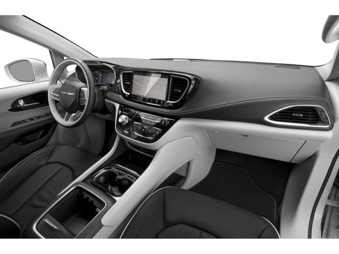 Used 2021 Chrysler Pacifica Touring-L FWD image 10