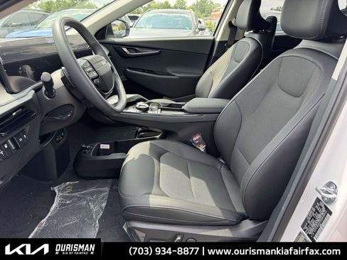 New 2025 Kia EV6 Light w/ Light LR Technology Package image 28