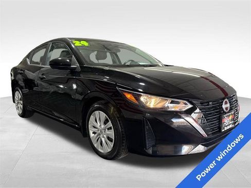 Used 2024 Nissan Sentra S FWD image 3