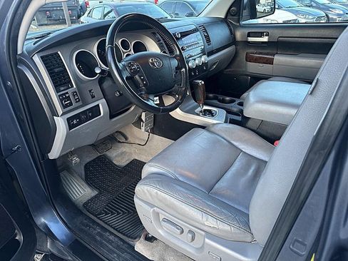 Used 2010 Toyota Tundra Limited image 10