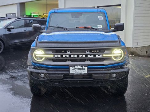 Used 2021 Ford Bronco Big Bend image 2