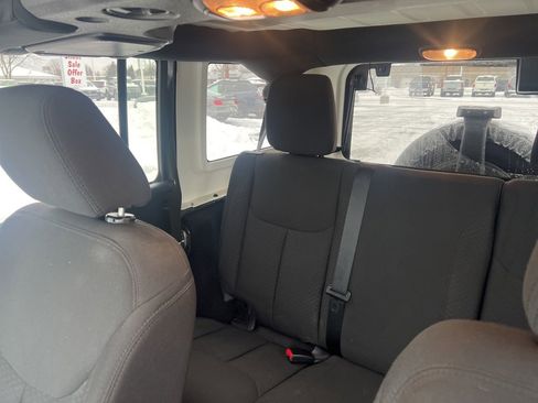 Used 2015 Jeep Wrangler Unlimited Sport w/ Quick Order Package 24S image 20