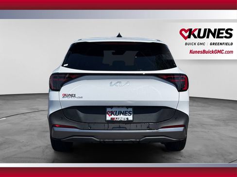 Used 2026 Kia Sportage LX FWD image 9