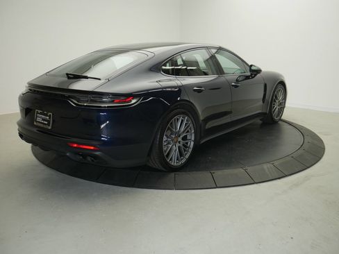 Certified 2023 Porsche Panamera 4 Platinum Edition AWD/4WD image 7