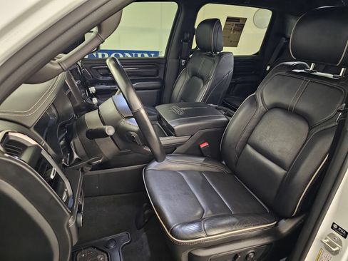 Used 2024 RAM 1500 Limited w/ Night Edition AWD/4WD image 5