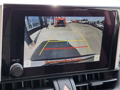 Used 2025 Toyota RAV4 XLE image 26