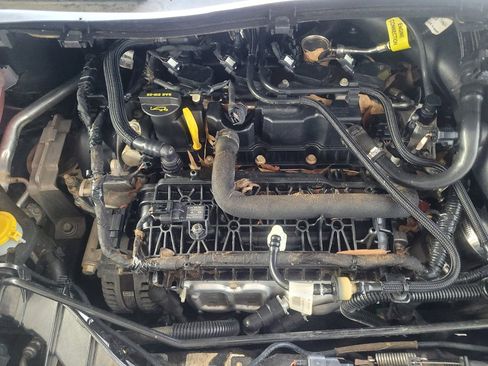 Used 2018 Ford Escape SE FWD image 30