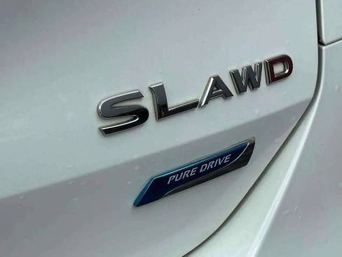 Used 2014 Nissan Rogue SL w/ SL Premium Package image 42