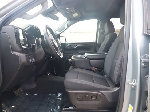 Used 2024 Chevrolet Silverado 1500 LT AWD/4WD image 14