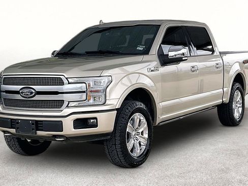 Used 2018 Ford F150 Platinum w/ Equipment Group 701A Luxury AWD/4WD image 10
