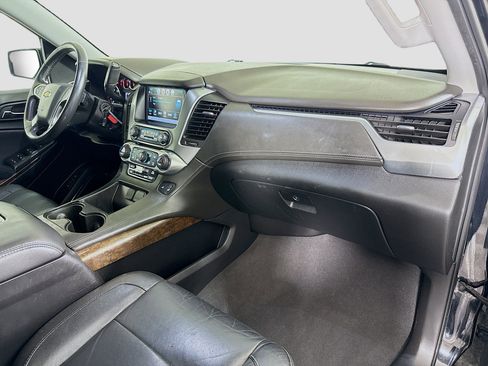 Used 2020 Chevrolet Tahoe LT w/ RST Edition image 29