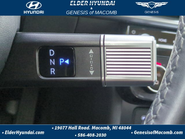 Certified 2025 Hyundai Tucson Limited AWD/4WD image 9