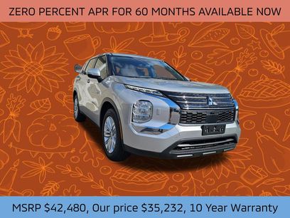 New 2025 Mitsubishi Outlander ES