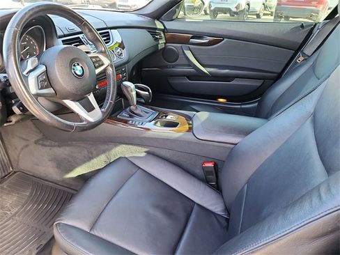 Used 2009 BMW Z4 sDrive30i image 14