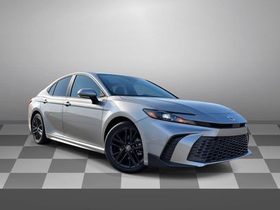 Used 2025 Toyota Camry SE