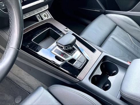 Used 2024 Audi Q5 2.0T Premium Plus image 27