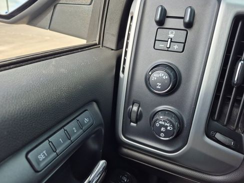 Used 2018 GMC Sierra 1500 SLT w/ SLT Premium Package image 21