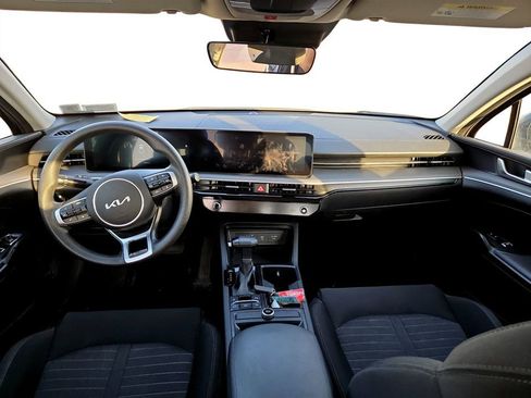 Used 2025 Kia K5 LXS FWD image 13