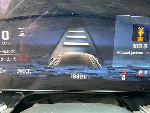 Used 2025 Chevrolet Tahoe Z71 image 15