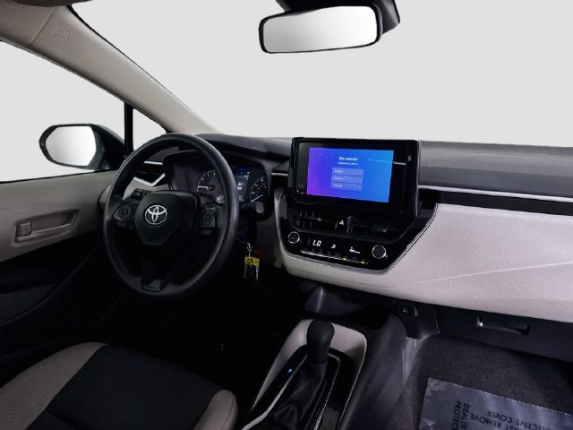 Used 2025 Toyota Corolla LE FWD image 28