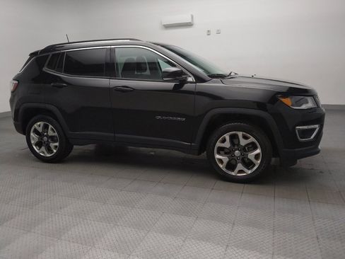 Used 2018 Jeep Compass Limited w/ Navigation Group image 11
