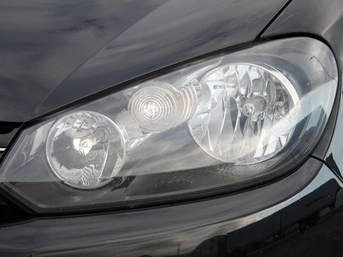 Used 2013 Volkswagen Jetta TDI FWD image 40