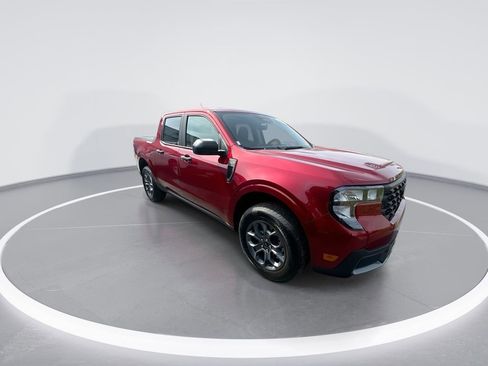 New 2026 Ford Maverick XLT image 2