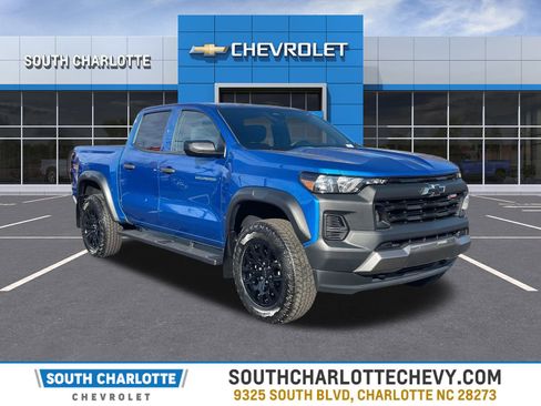 Used 2024 Chevrolet Colorado Trail Boss w/ Advanced Trailering Package image 1