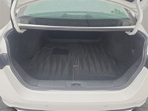 Certified 2024 Nissan Sentra SV image 28