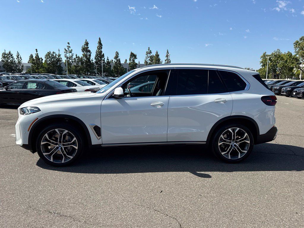 Used 2026 BMW X5 sDrive40i w/ Parking Assistance Package RWD image 13