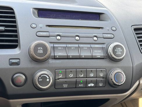 Used 2010 Honda Civic LX image 9