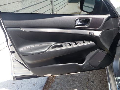 Used 2012 INFINITI G37 Journey w/ Premium Pkg RWD image 16