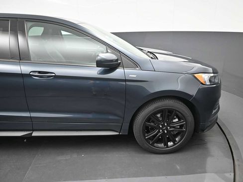 Certified 2024 Ford Edge ST-Line AWD/4WD image 11