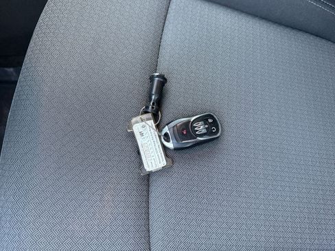 Used 2025 Buick Encore GX Preferred image 21