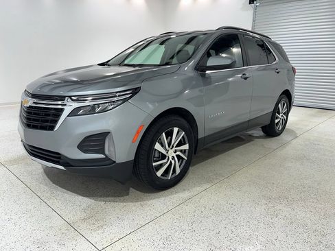 Used 2024 Chevrolet Equinox LT FWD image 1