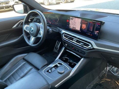 Used 2024 BMW M440i Coupe w/ Premium Package RWD image 33