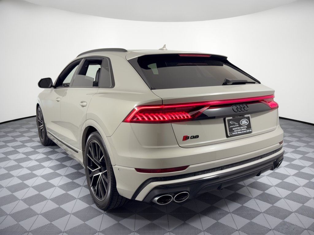 Used 2023 Audi SQ8 Premium Plus AWD/4WD image 3