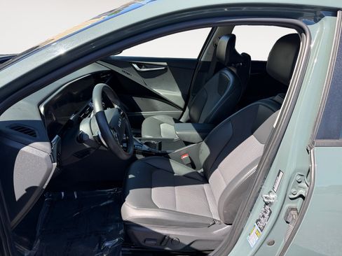 Used 2024 Kia Niro Wind FWD image 10