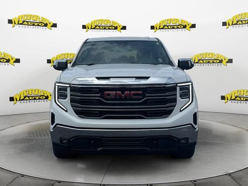 Used 2026 GMC Sierra 1500 SLT AWD/4WD image 9