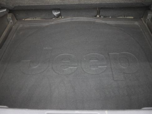 Used 2019 Jeep Renegade Latitude image 25