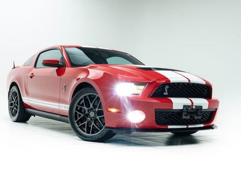 Used 2010 Ford Mustang Shelby GT500 image 5