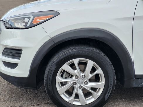Used 2020 Hyundai Tucson SE image 9