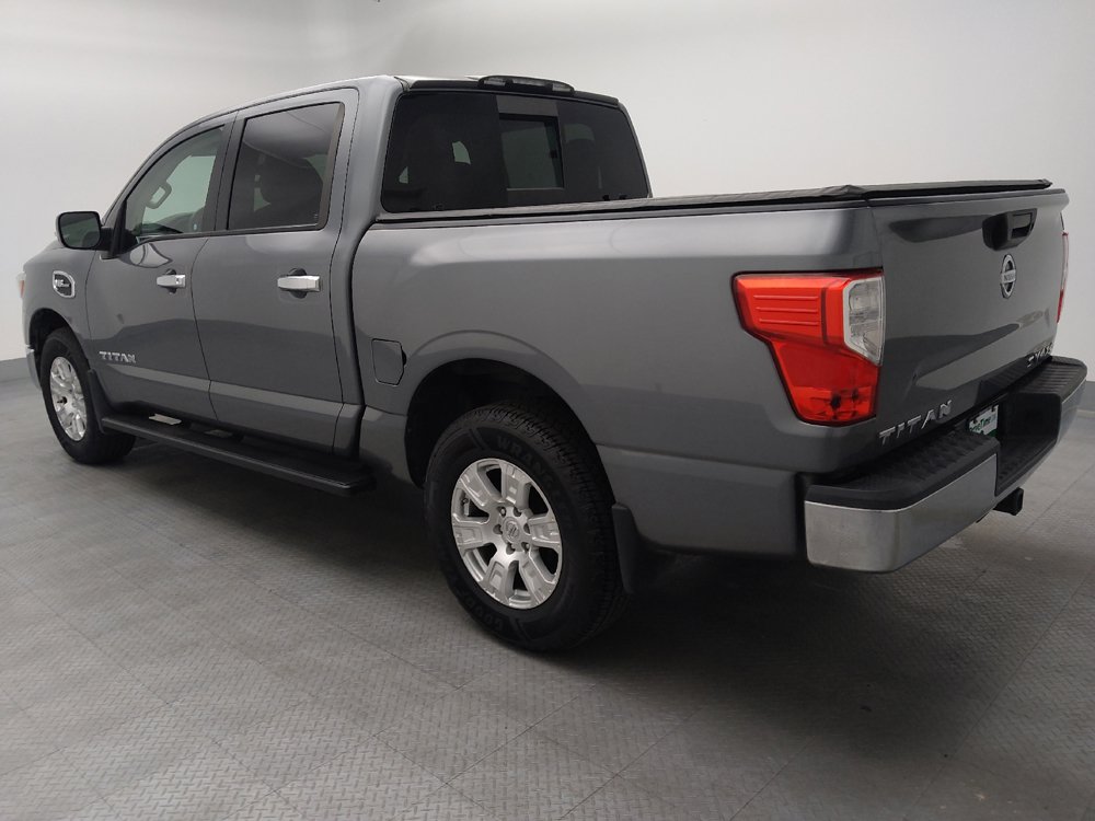 Used 2017 Nissan Titan SV AWD/4WD image 3