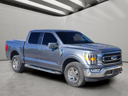 Used 2022 Ford F150 XLT w/ Equipment Group 302A High AWD/4WD image 5