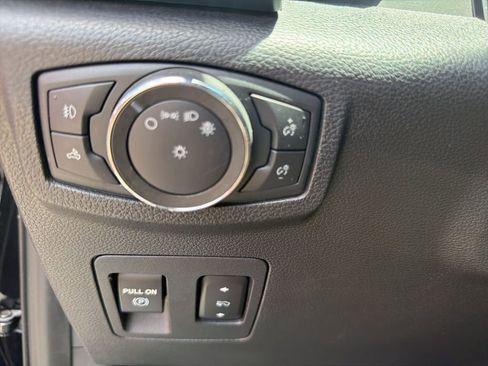 Used 2020 Ford F150 XLT w/ Equipment Group 302A Luxury AWD/4WD image 13