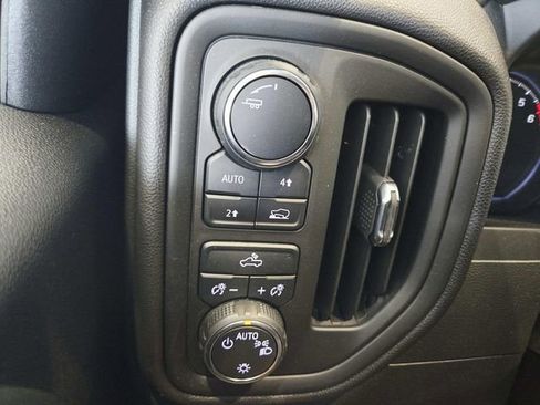 Used 2024 Chevrolet Silverado 1500 Custom w/ Dark Appearance Package image 24