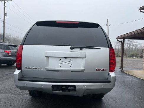 Used 2014 GMC Yukon XL SLT image 7
