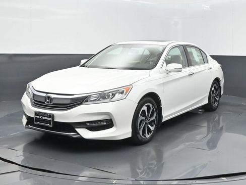 Used 2017 Honda Accord EX-L image 6