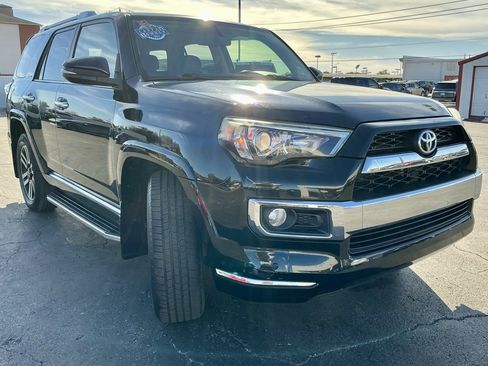 Used 2015 Toyota 4Runner Limited image 5